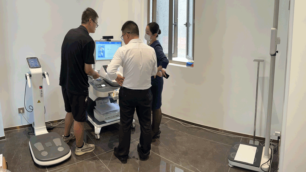 武汉建工集团-中央云城健康小屋