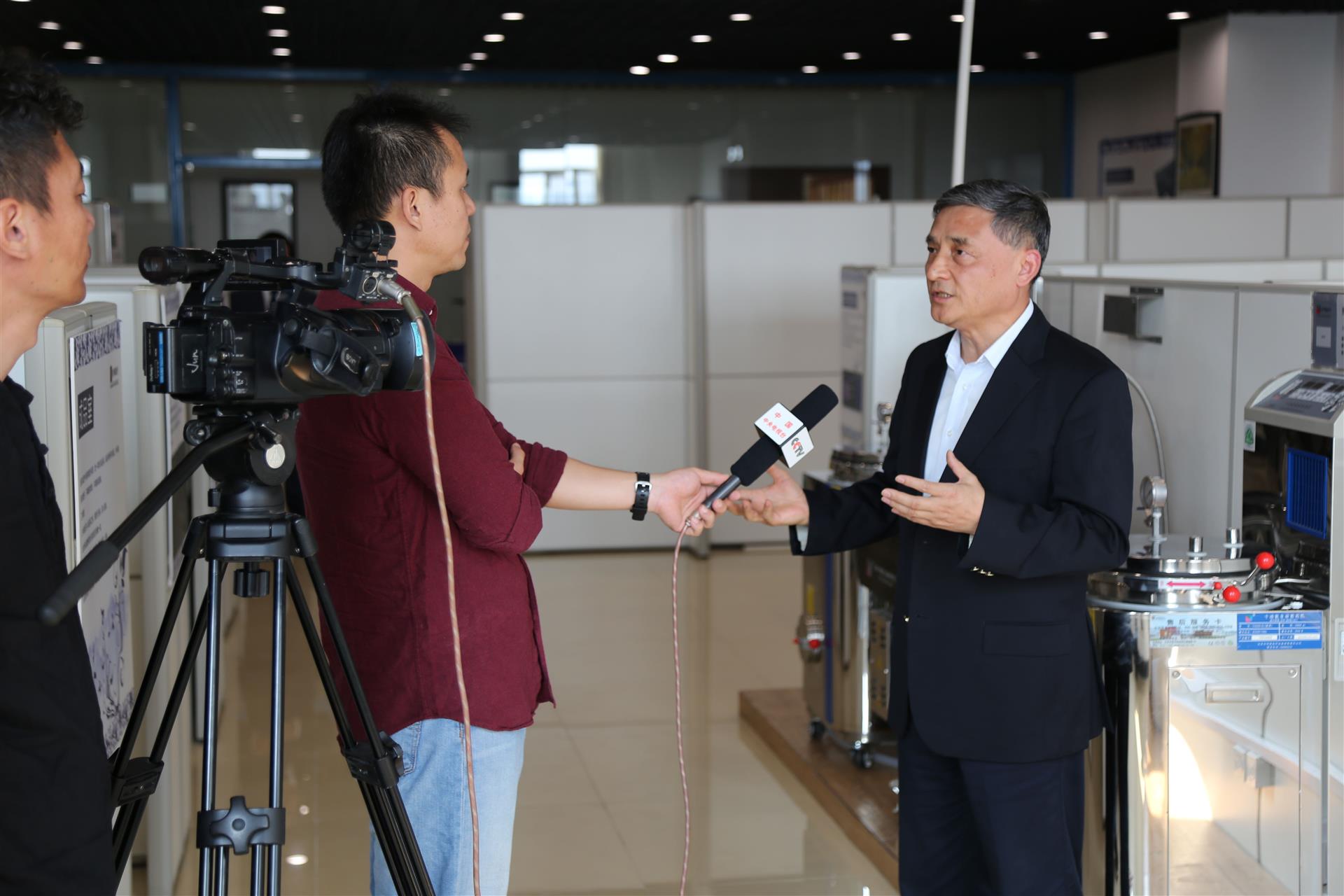 总经理姜黎滨先生接受CCTV采访